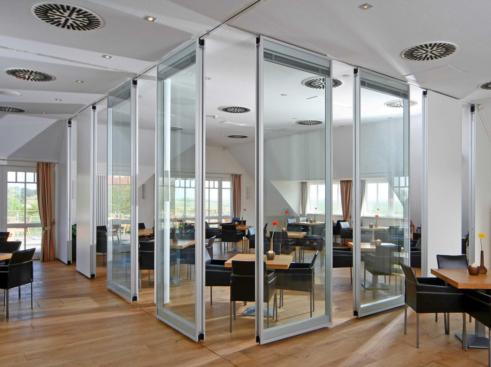 Tempered glass partition